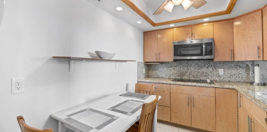Condominio en Highland Beach, Florida, 1 dormitorio № 1182459