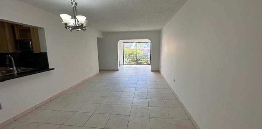 Condo in Miami, Florida, 2 bedrooms  № 2245589