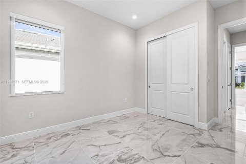 Casa en venta en Naples, Florida, 4 dormitorios, 231.23 m2 № 2002303 - foto 30