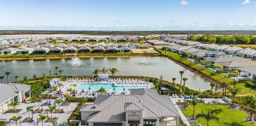 Casa en Naples, Florida 4 dormitorios, 231.23 m2 № 2002303