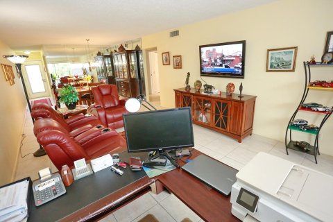 Купить кондоминиум в Коконат Крик, Флорида 3 комнаты, 107.4м2, № 2083770 - фото 21