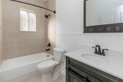 Villa ou maison à vendre à Homestead, Floride: 4 chambres, 255.76 m2 № 2052049 - photo 27