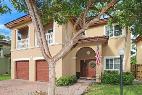 Villa ou maison à vendre à Homestead, Floride: 4 chambres, 255.76 m2 № 2052049 - photo 2