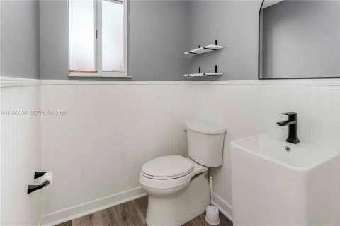 Villa ou maison à vendre à Homestead, Floride: 4 chambres, 255.76 m2 № 2052049 - photo 13