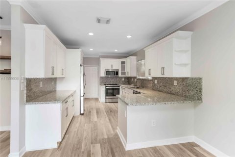 Villa ou maison à vendre à Homestead, Floride: 4 chambres, 255.76 m2 № 2052049 - photo 14