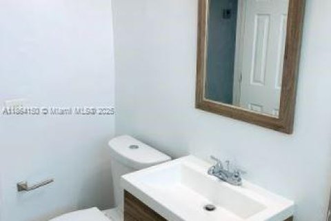 Apartamento en alquiler en Miami, Florida, 1 dormitorio, 46.45 m2 № 1957369 - foto 7