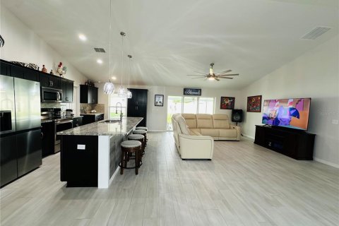 Casa en venta en Ocala, Florida, 3 dormitorios, 158.12 m2 № 1914744 - foto 5