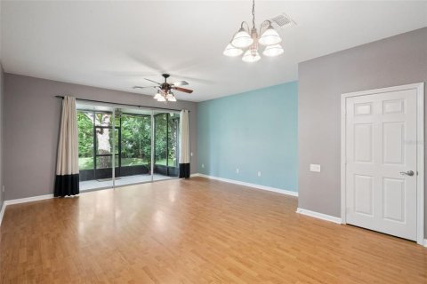 Townhouse in Sanford, Florida 3 bedrooms, 156.73 sq.m. № 2148574 - photo 6