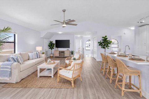 Villa ou maison à vendre à Hernando Beach, Floride: 3 chambres, 155.7 m2 № 2433133 - photo 8