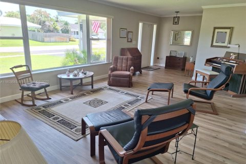 House in Plantation, Florida 4 bedrooms, 184.6 sq.m. № 1688848 - photo 5