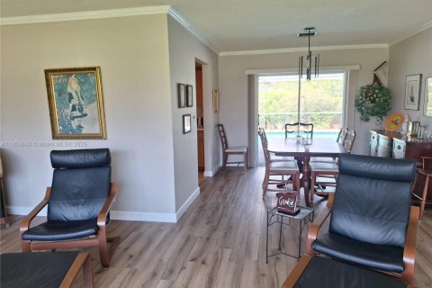 House in Plantation, Florida 4 bedrooms, 184.6 sq.m. № 1688848 - photo 29