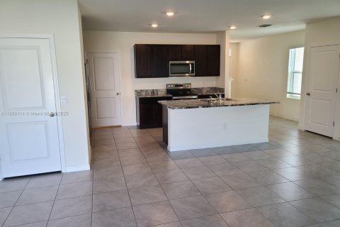 Copropriété à louer à Miami, Floride: 4 chambres, 214.79 m2 № 1862387 - photo 10