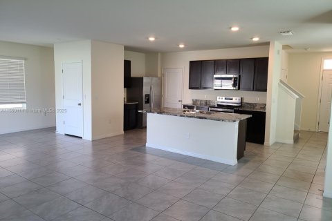 Copropriété à louer à Miami, Floride: 4 chambres, 214.79 m2 № 1862387 - photo 9