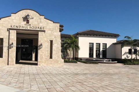 Copropriété à louer à Miami, Floride: 4 chambres, 214.79 m2 № 1862387 - photo 2
