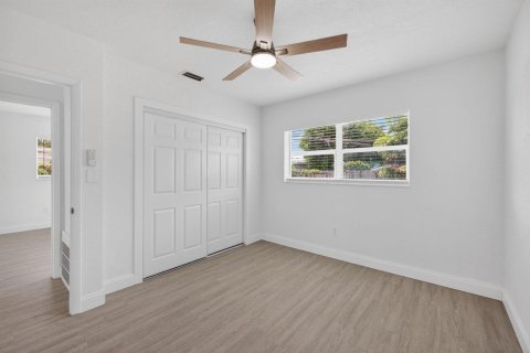 Villa ou maison à vendre à Oakland Park, Floride: 4 chambres, 125.6 m2 № 2273469 - photo 19