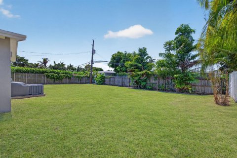 Villa ou maison à vendre à Oakland Park, Floride: 4 chambres, 125.6 m2 № 2273469 - photo 24