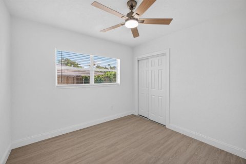 Villa ou maison à vendre à Oakland Park, Floride: 4 chambres, 125.6 m2 № 2273469 - photo 14