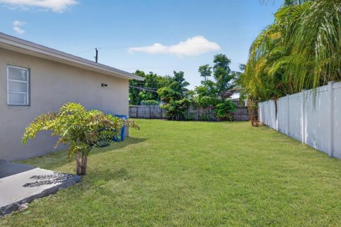 Villa ou maison à vendre à Oakland Park, Floride: 4 chambres, 125.6 m2 № 2273469 - photo 23