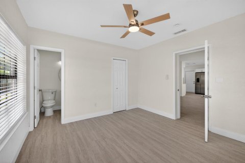 Villa ou maison à vendre à Oakland Park, Floride: 4 chambres, 125.6 m2 № 2273469 - photo 12