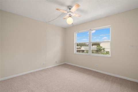 Adosado en venta en Saint Petersburg, Florida, 2 dormitorios, 109.62 m2 № 2142681 - foto 18
