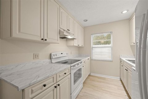 Adosado en venta en Saint Petersburg, Florida, 2 dormitorios, 109.62 m2 № 2142681 - foto 9