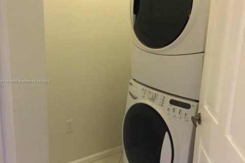 Купить кондоминиум в Бока-Ратон, Флорида 3 спальни, 196.3м2, № 2012486 - фото 9