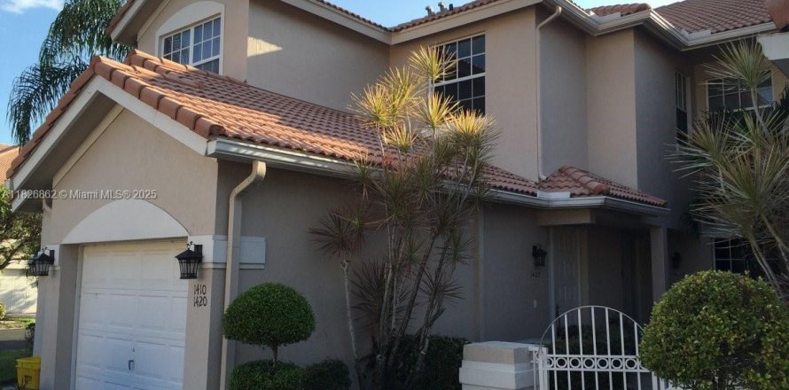 Кондоминиум с 3 спальнями в Бока-Ратон, Флорида № 2012486