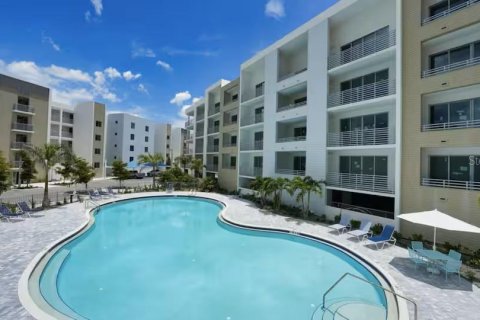 Condo in Sarasota, Florida, 1 bedroom  № 2287359 - photo 14