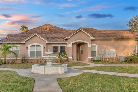 Condo in Tampa, Florida, 1 bedroom  № 1586196 - photo 23