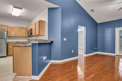 Condo in Tampa, Florida, 1 bedroom  № 1586196 - photo 11