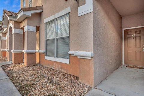 Condo in Tampa, Florida, 1 bedroom  № 1586196 - photo 4