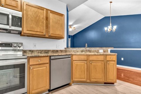 Condo in Tampa, Florida, 1 bedroom  № 1586196 - photo 12