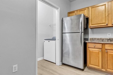 Condo in Tampa, Florida, 1 bedroom  № 1586196 - photo 13