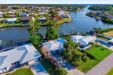 Casa en venta en Englewood, Florida, 3 dormitorios, 169.92 m2 № 1751240 - foto 1