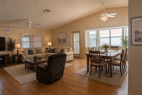 Villa ou maison à vendre à Ocala, Floride: 2 chambres, 165.09 m2 № 2110448 - photo 23