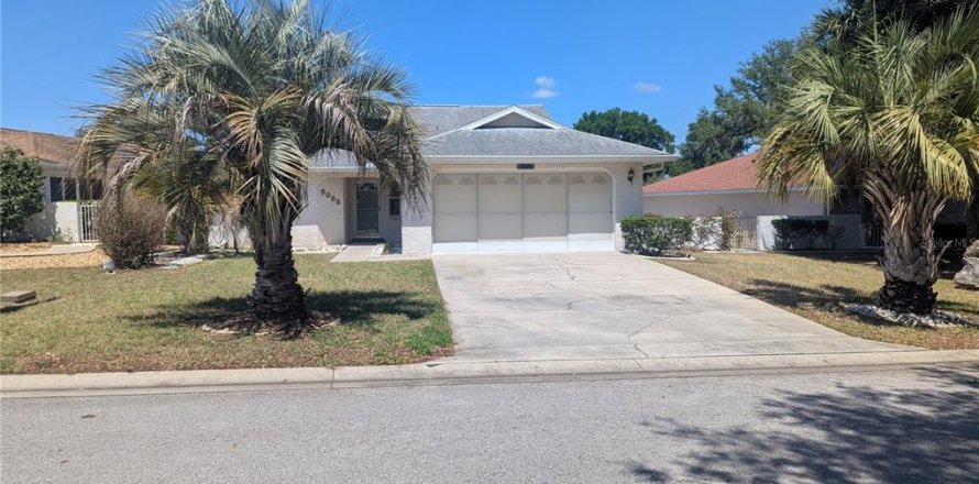 Villa ou maison à Ocala, Floride 2 chambres, 165.09 m2 № 2110448