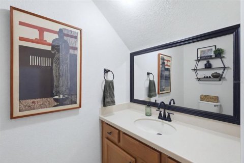 Condo in Bradenton, Florida, 3 bedrooms № 2237022 - photo 21