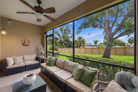 Condo in Bradenton, Florida, 3 bedrooms № 2237022 - photo 26
