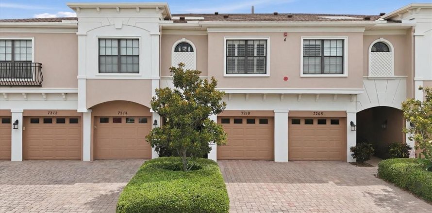 Condo in Bradenton, Florida, 3 bedrooms № 2237022