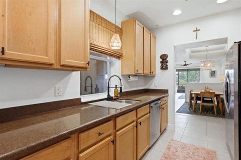 Condo in Bradenton, Florida, 3 bedrooms № 2237022 - photo 7