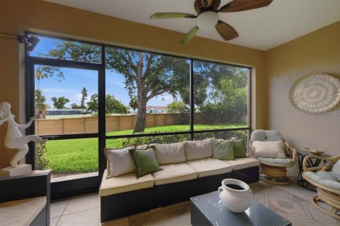 Condo in Bradenton, Florida, 3 bedrooms № 2237022 - photo 23