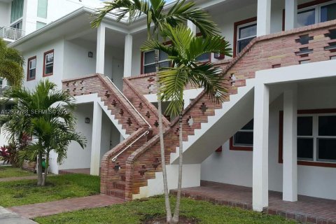 Apartment in Fort Lauderdale, Florida 1 bedroom, 52.95 sq.m. № 2087078 - photo 2