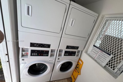 Apartment in Fort Lauderdale, Florida 1 bedroom, 52.95 sq.m. № 2087078 - photo 11