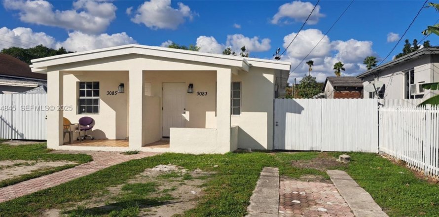 Casa en Miami, Florida 2 dormitorios, 130.06 m2 № 1993032