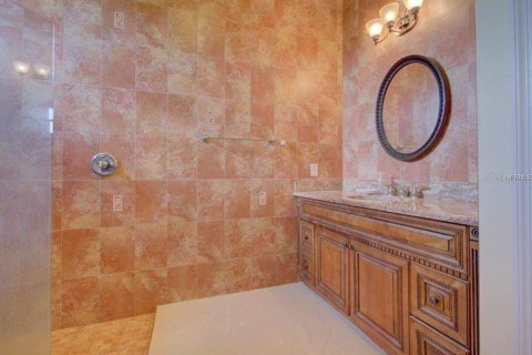 House in North Port, Florida 3 bedrooms, 167.22 sq.m. № 1775521 - photo 10