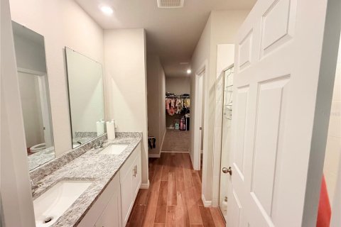 Casa en venta en Clermont, Florida, 4 dormitorios, 200.67 m2 № 1685049 - foto 11