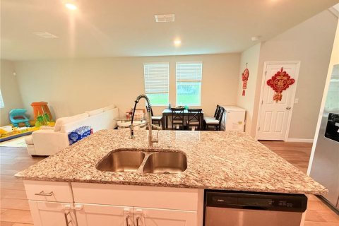 Casa en venta en Clermont, Florida, 4 dormitorios, 200.67 m2 № 1685049 - foto 8