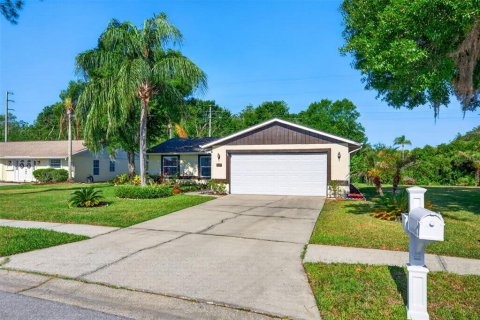 House in Oldsmar, Florida 4 bedrooms, 124.86 sq.m. № 2106626 - photo 6