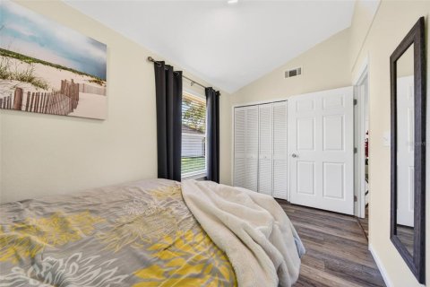 House in Oldsmar, Florida 4 bedrooms, 124.86 sq.m. № 2106626 - photo 27