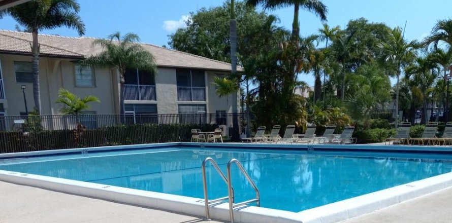 Condominio en Margate, Florida, 2 dormitorios  № 1132989